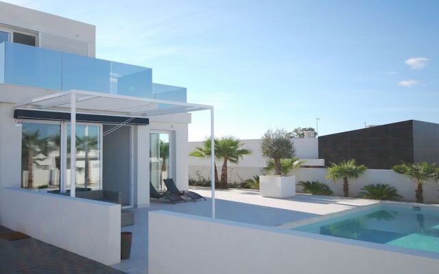 Luxury Villa in San Fulgencio with Private Pool