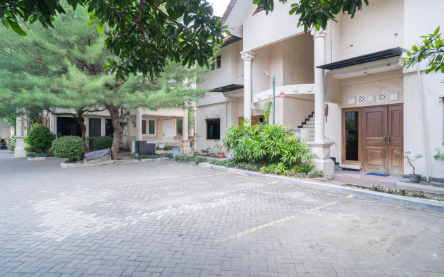RedDoorz near Rumah Sakit Baptis Kediri