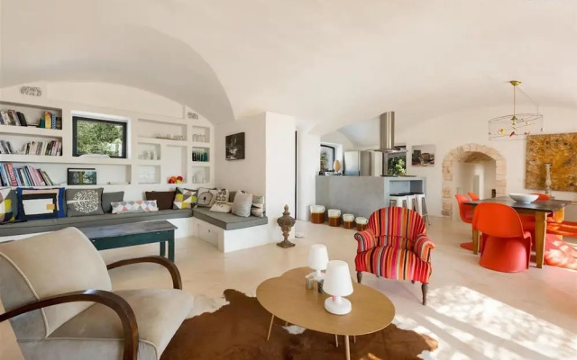 311 Villa con Piscina ad Ostuni