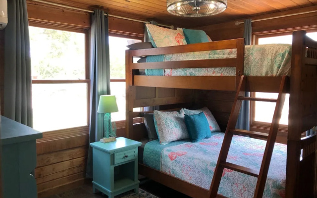 Weeki River Lodge Star5vacations