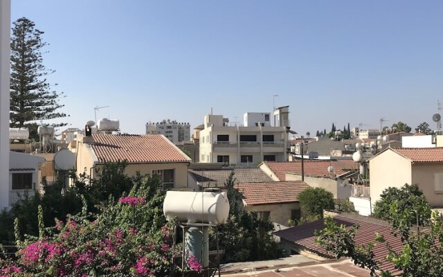 Trip Yard Larnaka Hostel
