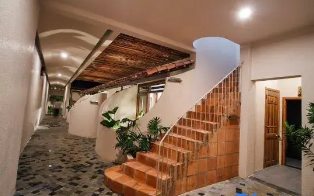 Moonlight Homestay & Garden