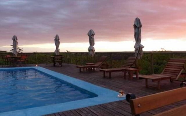 Uukwaluudhi Safari Lodge