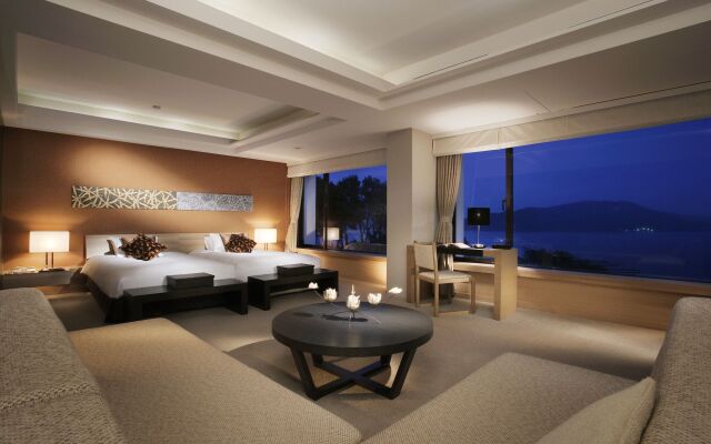 Toba Hotel International