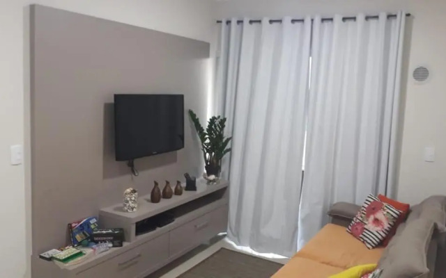 Apto em Bombinhas 400m do mar