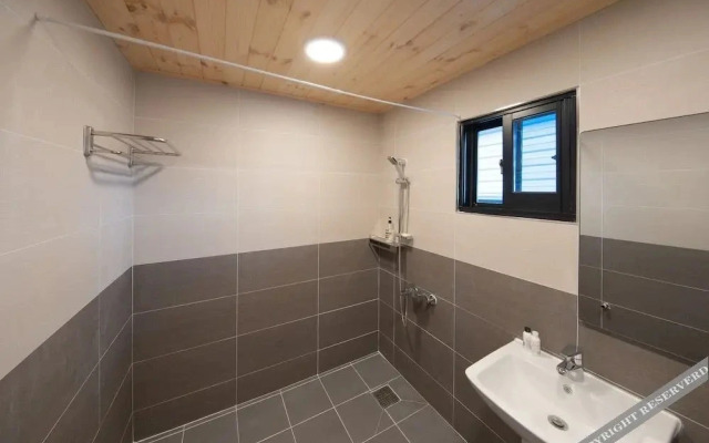 Sagye Guesthouse