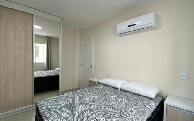 Lindo e Novíssimo Apartamento na Praia de Bombas.