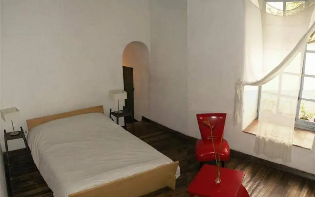Casa Naranja
