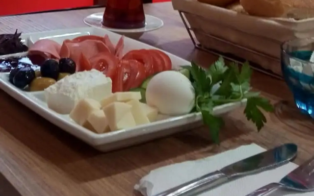 Paradi̇se Apart Otel