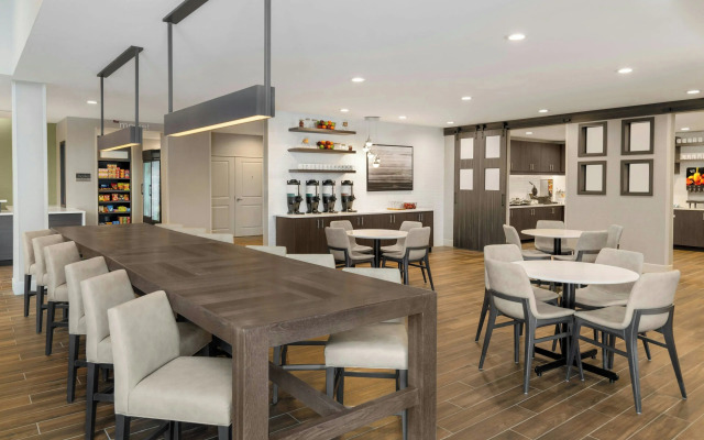 Residence Inn Detroit Dearborn