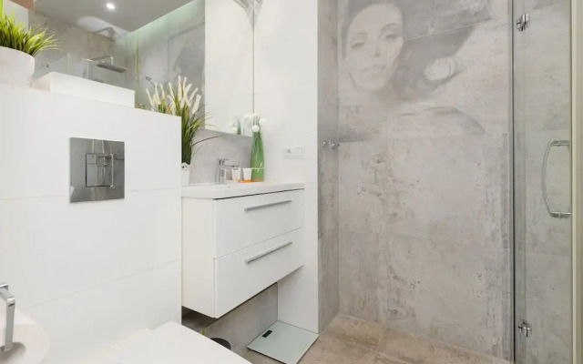 Modern Apartment Bemowo by Renters