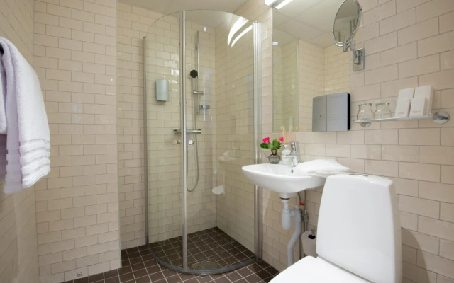 Best Western Arlanda Plus Park Airport Hotel