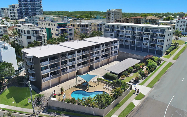 Joanne Apartments