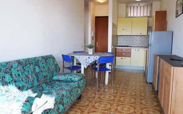 Cozy Apartment With Garden