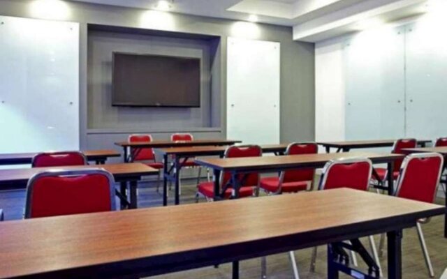 Monoloog Hotel Makassar