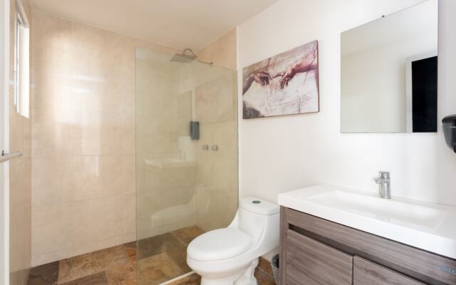 VANESSA 42 Suites - 5Th. Ave