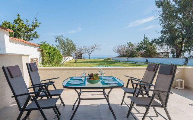 Arelia Apartments