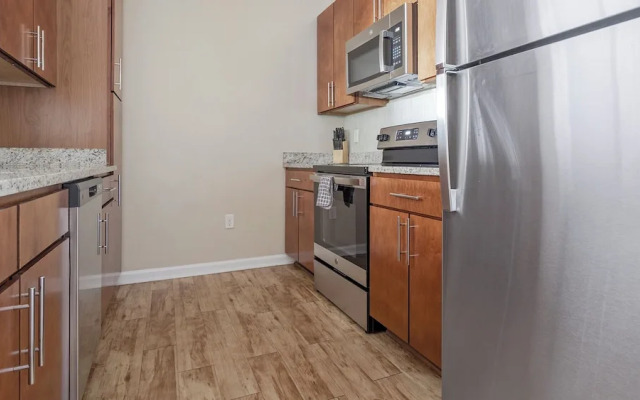 Landing Charlotte Apartments