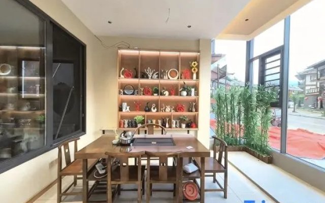 Libo Xiaoqikong Danyun Chinese Inn