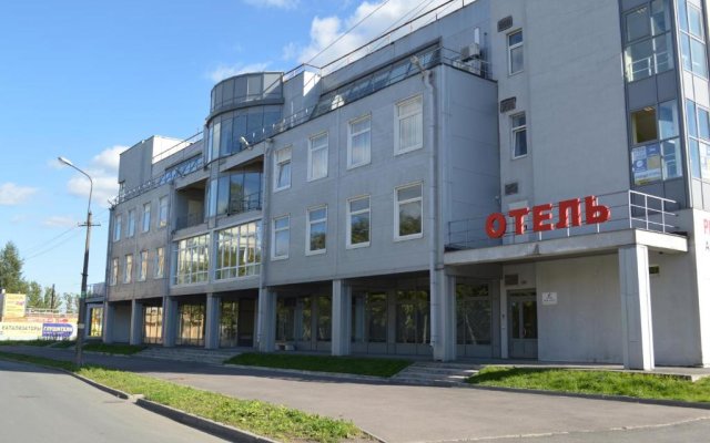 Гостиница День и Ночь — фото