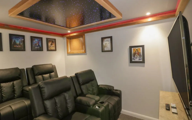 18 Meadow Retreat