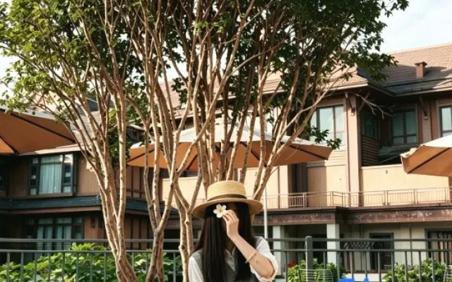 Chiqiu · Chill Homestay (Dai Ethnic Ancient Town) – People – Dehong