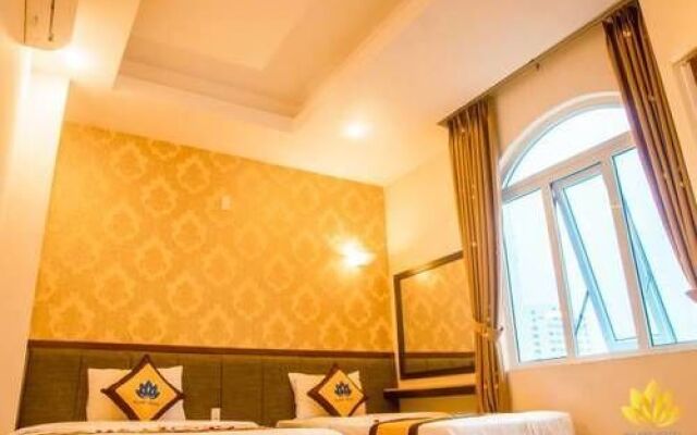 Hilary Hotel