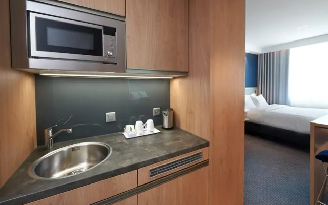 Holiday Inn Express & Suites Monheim Am Rhein by IHG