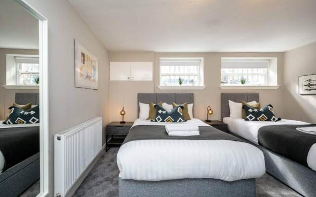 Host Apartments Picasso s Place I