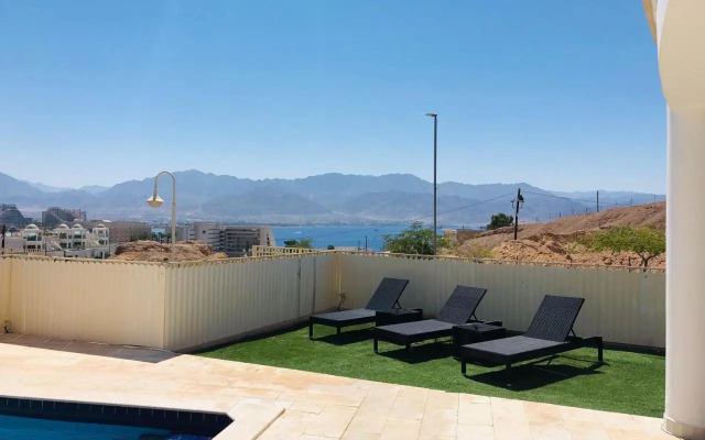 Private Pool, 3Br Garden Apartment, Aquarelle