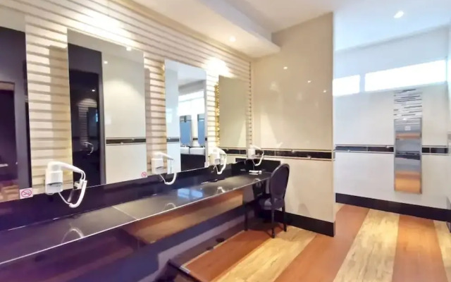 Capital O 75451 Podstel Hostel Bangkok