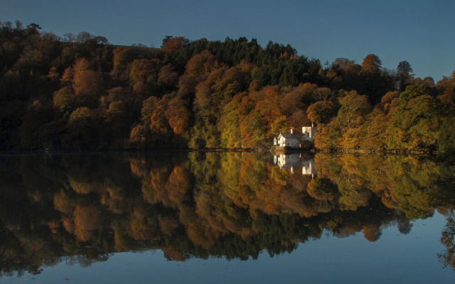 The Sharpham Boat House