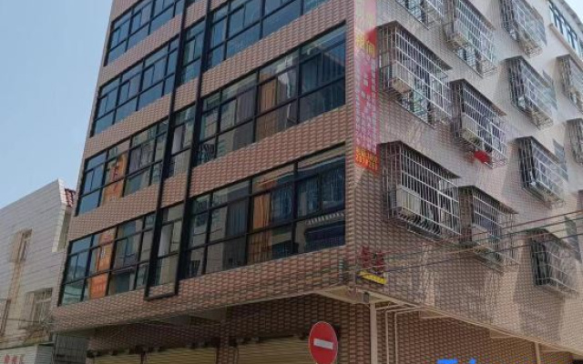 Minghao Elevator Apartment