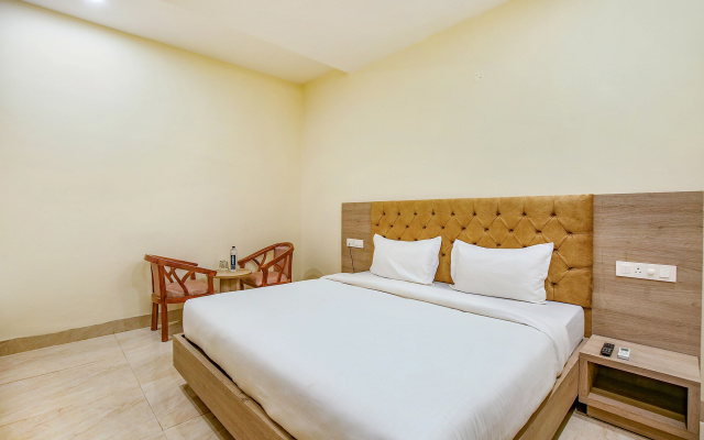 Fabhotel Melano