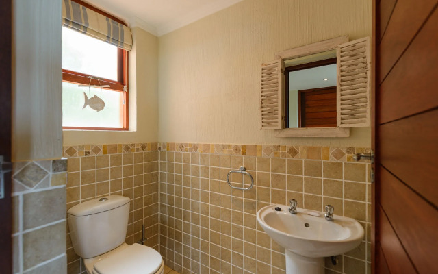 San Lameer Villa Rentals 14306