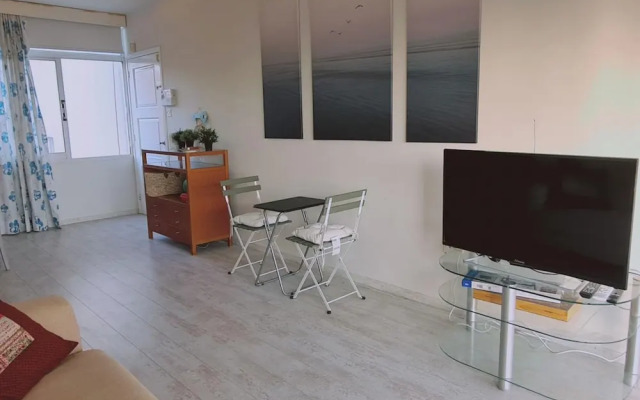 99 LIM - Stay Almeria Apartment