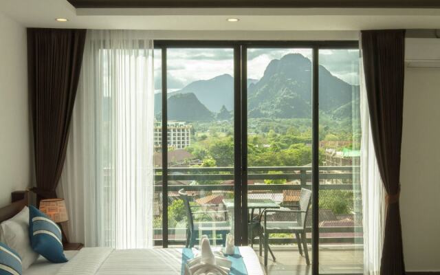 Serene Vang Vieng Hotel