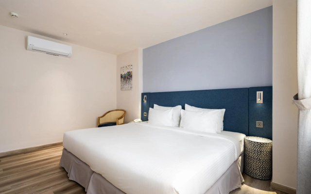 Jovia Hotel - Image 4