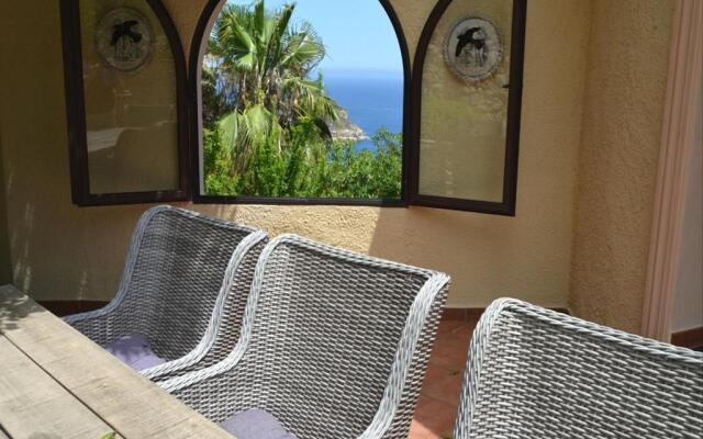 Casa Castillo al Mar