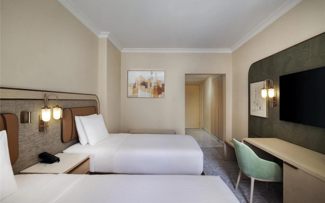 Diyar Ajwa, Tapestry Collection By Hilton