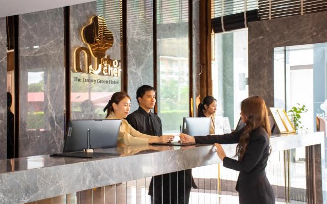 Chor Cher - The Luxury Green Hotel