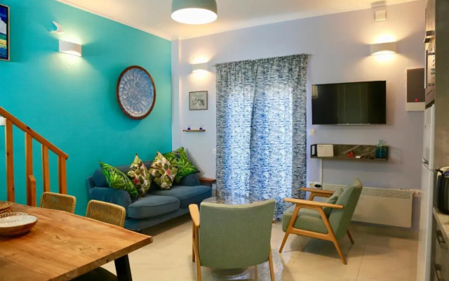 Casa Anthos Free Parking