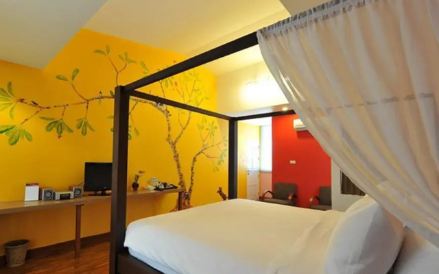 Serene Bangkok Bed and Breakfast