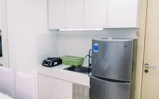 Warm And Minimalist 3Br Apartment At M-Town Residence