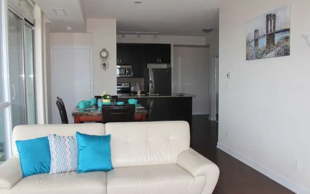 Deluxe Corner Suite - By Elite Suites