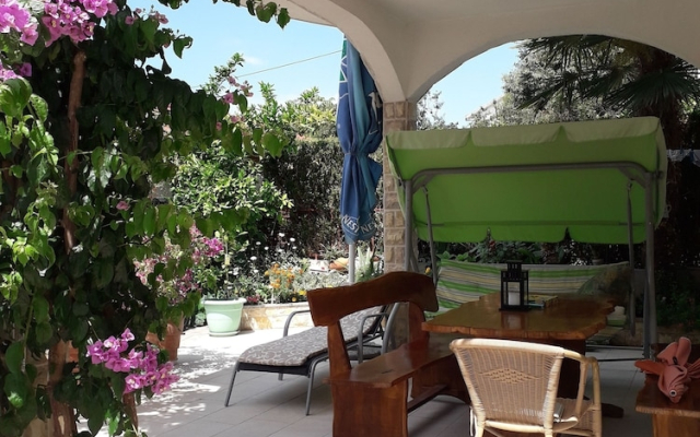 "air-conditioned Apartment on the Ground Floor With 2 Bedrooms"