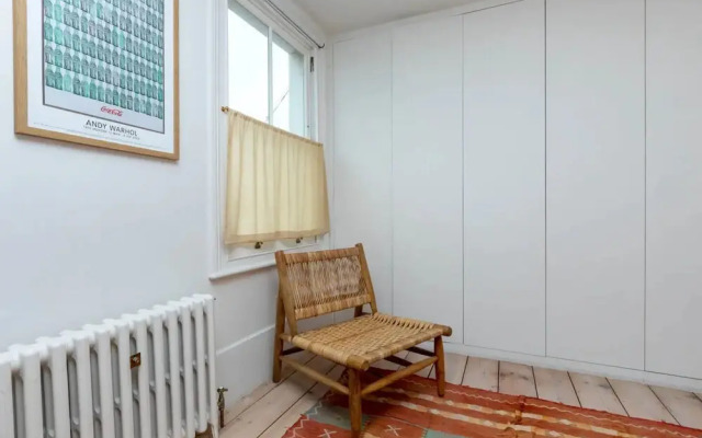 Beautiful 2 Bedroom Townhouse With Garden in Kentish Town