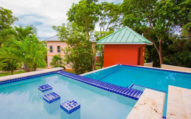 Tortuga Terrace-43 Lawson Rock 3 Bedroom Home by RedAwning