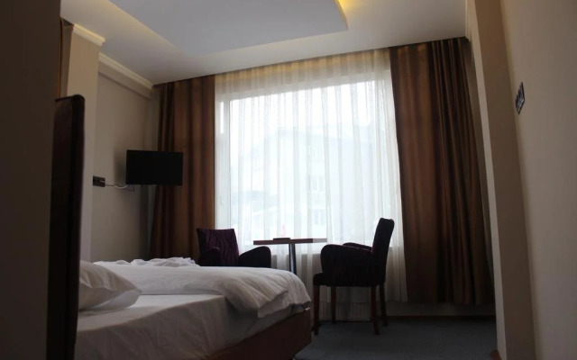 Ikon Otel