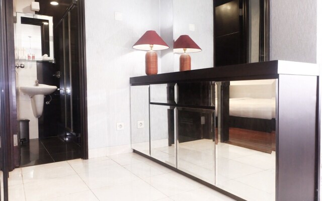 2BR Patria Park Apartment by Travelio